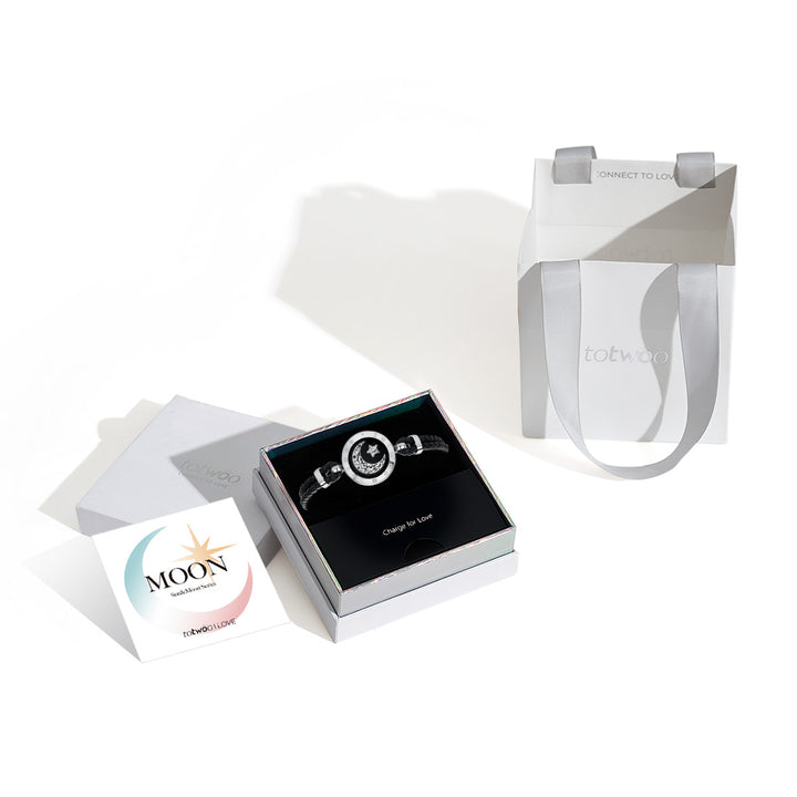 Mond -Touch -Armband mit aus Leder geflochtenem Kabel