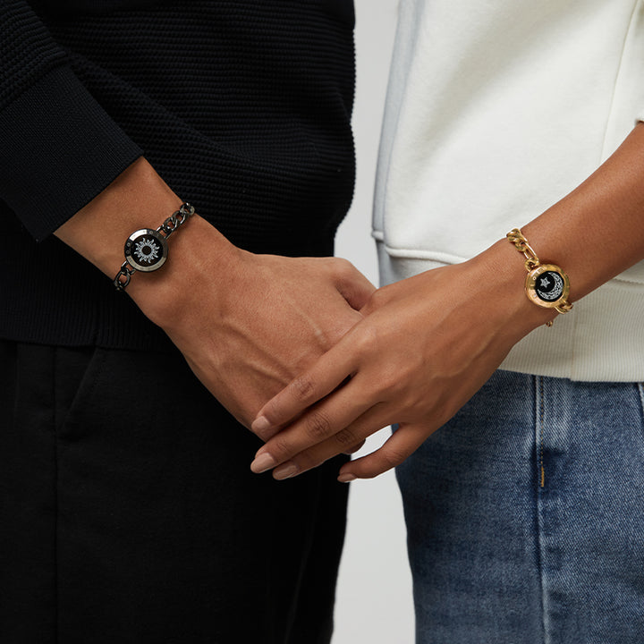 Pulseras de toque de sol y luna con cadena Figaro (negro+oro)