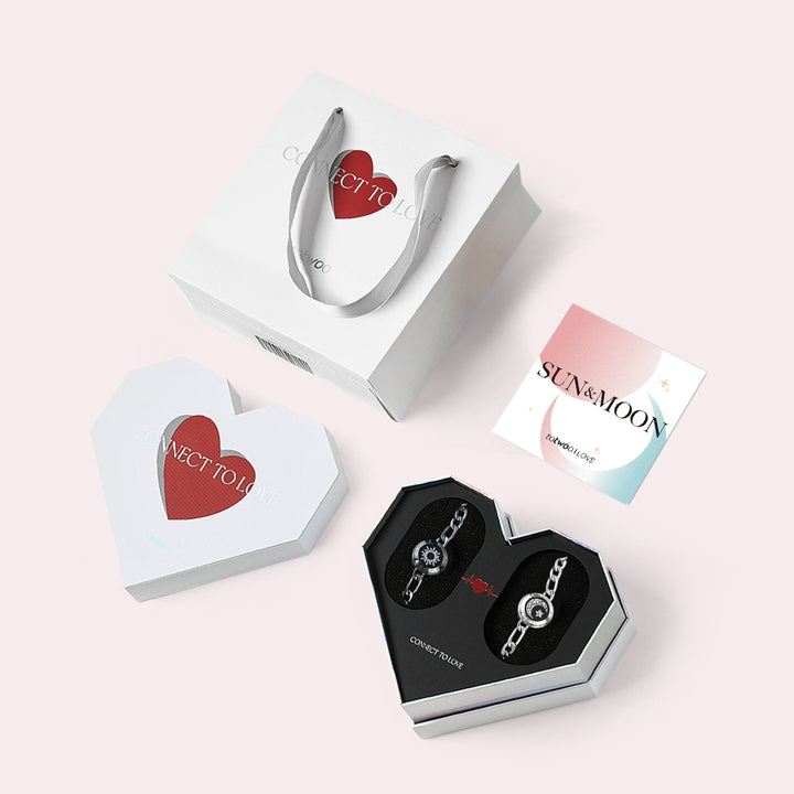 [White Heart Gift Packaging] Sun&Moon Touch Bracelets with Figaro Chain (Black+Silver)