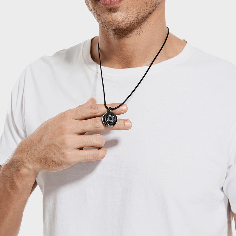 long distance touch necklace/long distance necklaces/tap necklace/relationship necklace touch/touch necklaces for couples/totwoo Sun and moon necklace long distance touch necklace/long distance necklaces/tap necklace/relationship necklace touch/touch necklaces for couples/totwoo Sun and moon necklace