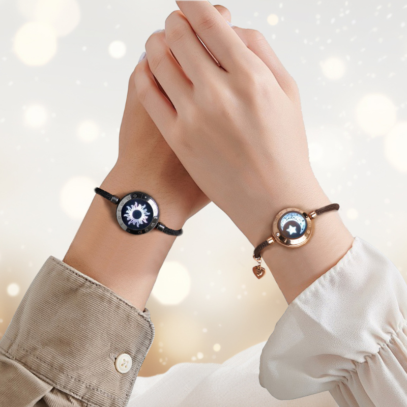[Verbunden in roten Geschenkverpackungen] Sun & Moon Touch -Armbänder mit Mailandseil (schwarz+braun)