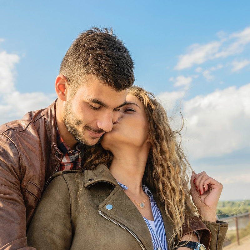 totwoo Memory Digital Locket Necklace (18K Gold Plated Silver & Mother of Pearl)